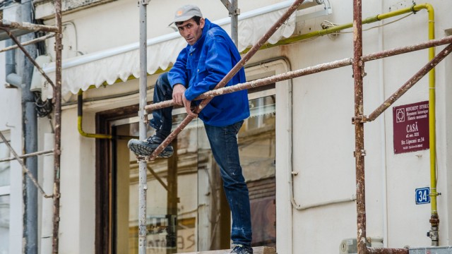 Lucrări pe strada Lipscani