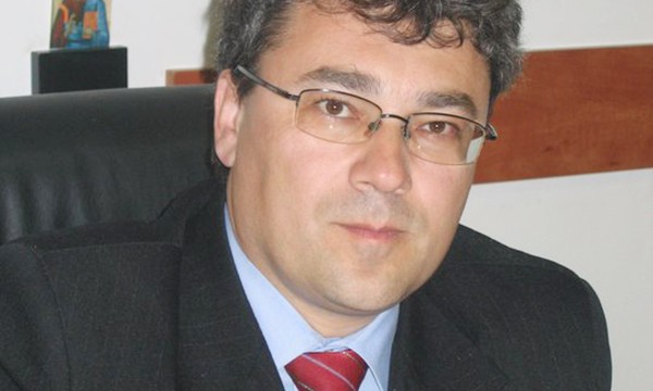 Florin Pavel este în continuare primar la Peştişani