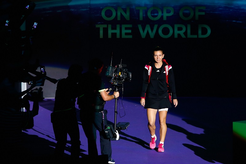 Simona Halep a surclasat-o pe Eugenie Bouchard în primul meci din grupa roșie