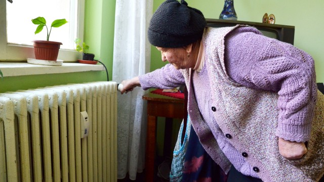 Locatarii de la bloc mai pot sta doar două ierni fără repartitoare