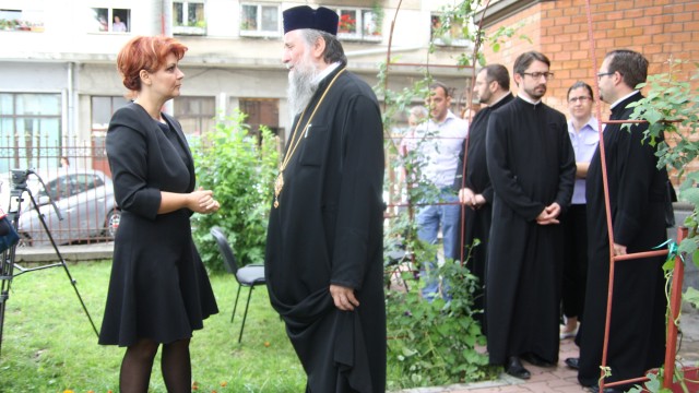 La sfârșitul lunii iunie, primarul Craiovei și mitropolitul Olteniei păreau că se înțeleg  de minune atunci când primăria a preluat oficial terenul Bisericii „Sfântul Ilie“