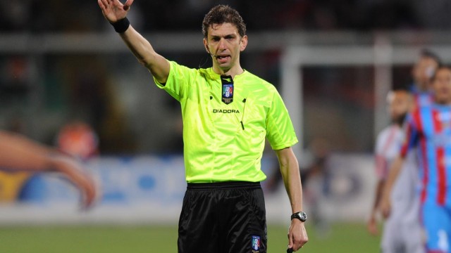 Paolo Tagliavento arbitrează meciul Finlanda - România