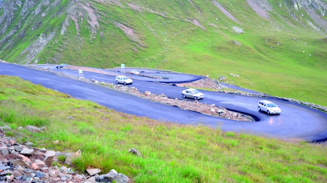 Şoseaua Transalpina aducea mulţi turişti în Rânca