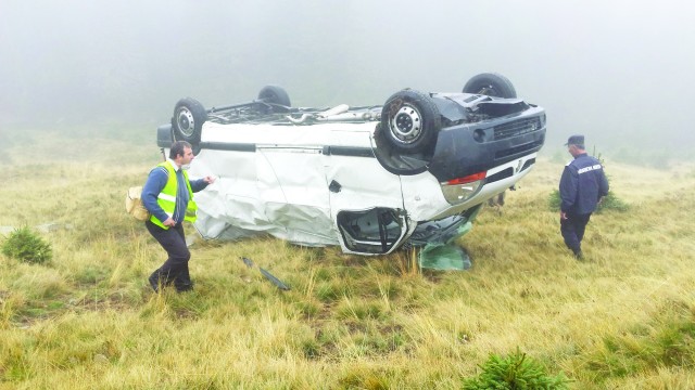 În zonă au intervenit salvamontiştii şi jandarmii montani