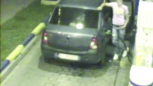 În septembrie 2009, polițiștii doljeni au prins un tânăr craiovean care comisese mai multe furturi de combustibil din benzinării