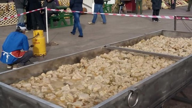 Oala de sarmale a fost o cutie din tablă