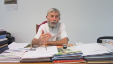 Conf. univ. dr. Virgil Pătraşcu, șeful Clinicii de Dermatologie a Spitalului de Urgență Craiova, spune că psoriazisul nu este o boală contagioasă