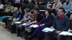 Directorii unităților de învățământ au fost avertizați că a intrat în vigoare un nou regulament pentru învățământul profesional pe care trebuie să-l pună în aplicare imediat pentru a-și asigura cifra de școlarizare aferentă anului 2015-2016.