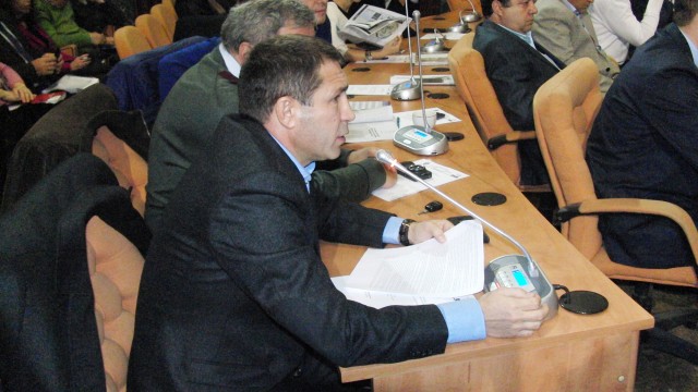 Surprinzător sau nu, după rezultatele alegerilor prezidențiale, atitudinea mai multor consilieri locali s-a schimbat în plenul ședinței de ieri