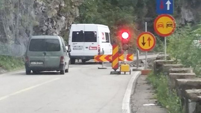 Se circulă în continuare greu în Defileul Jiului