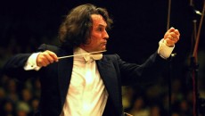 Dirijorul Horia Andreescu va urca pe scena festivalului „Craiova muzicală“ alături de Orchestra de cameră „Virtuozii din București“