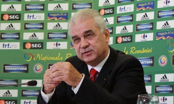 Iordănescu vrea victoria cu Danemarca