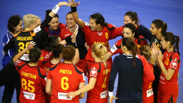 Tricolorele au învins Spania, după o repriză a doua fabuloasă făcută de Cristina Neagu şi colegele sale (sursa foto: EHF)