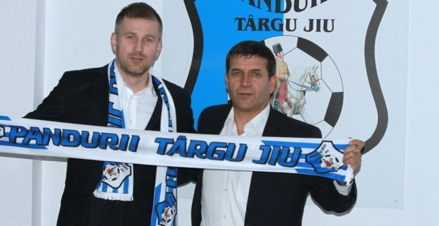 Edi Iordănescu și Eugen Pârvulescu trebuie să scoată Pandurii din impas