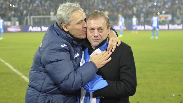 Sorin Cârţu l-a îmbrăţişat pe Ilie Balaci după ce acesta a dat lovitura de începere