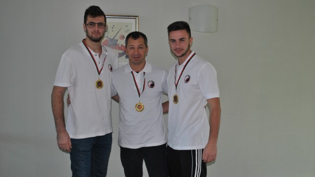 Cei trei medaliaţi cu aur de la Wu Quan Li la Campionatul Balcanic