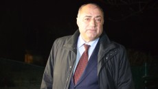 Fostul primar al municipiului Craiova, Antonie Solomon, la scurt timp după ce a ieşit pe poarta Penitenciarului Pelendava