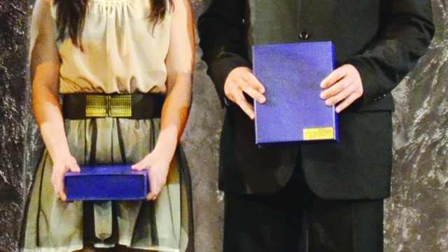 Luptătoarea Ștefania Priceputu și antrenorul de karate Geri Mitroi, laureații galei organizate de ISJ Dolj (Foto: Claudiu Tudor)