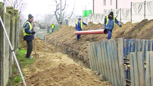 Canalizarea, un alt proiect al primarului Vergică Șovăilă (Foto: GdS)