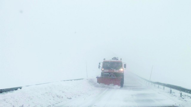 Utilajele acţionează cu precădere în zona Rânca