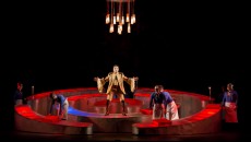 Imagine din spectacolul ”Don Giovanni”