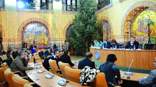Superședință la Consiliul Local Craiova: consilierii eficienți au votat nouă proiecte de hotărâre în trei minute (Foto: Anca Ungurenuş)
