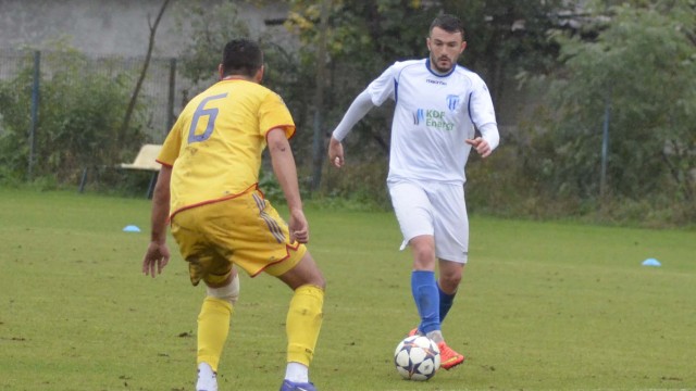 Andrei Herghelegiu (la minge) a marcat în poarta turcilor de la Genclerbirligi (foto: Alexandru Vîrtosu)