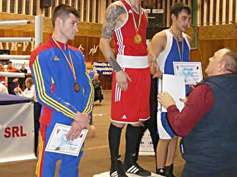 Maike Cioacă, cel mai bun pugilist la categoria 60 Kg