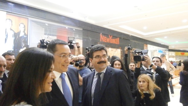 Victor Ponta, alături de Laurenţiu Ciurel (FOTO: Eugen Măruţă)
