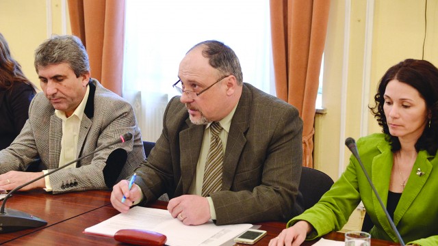Directorii care coordonează în Dolj activitățile de zootehnie și agricultură au prezentat ieri rapoartele de activitate pe anul 2014 (Foto: GdS)