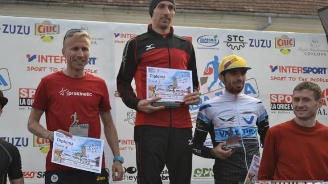 (stânga) a ocupat locul doi la semimaraton, iar Ionuț Zincă s-a clasat pe locul al treilea