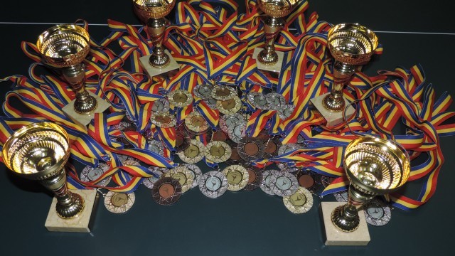 Acestea sunt medaliile cucerite de craioveni la competiția de la Dej