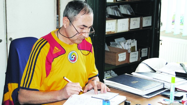 Sorin Pătraşcu abia aşteaptă să revină la biroul său de la AJF (Foto: Alexandru Vîrtosu)