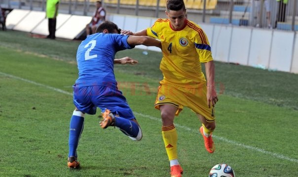 Steliano Filip şi colegii săi au făcut un meci bun contra Islandei U21 (foto: frf.ro)