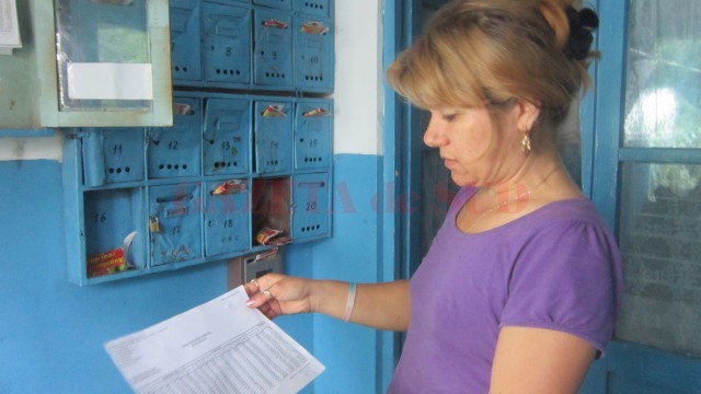Varianta acceptabilă atât pentru asociaţii cât şi pentru proprietari ar fi să ca listele de cheltuieli ale asociaţiilor să se afişeze la avizier, lângă listele de plată (FOTO: arhiva GdS)
