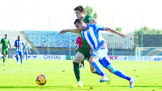 Bawab a marcat al şaptelea gol în tricoul alb-albastru (Foto: arhiva GdS)