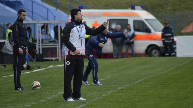 Falub consideră că arbitrajul a stricat echilibrul partidei (foto: Alexandru Vîrtosu)