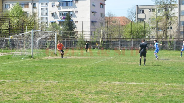 Dan Buzărnescu nu a greșit țința de la 11 metri (foto: Claudiu Tudor)