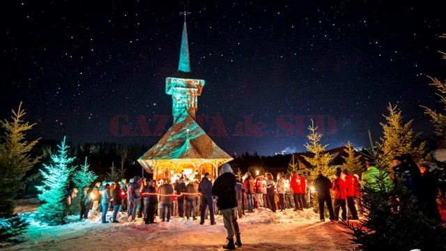 Slujba de Paşte într-un decor de vis la Rânca (Foto: Adrian Urbanek – Salvamont Gorj)