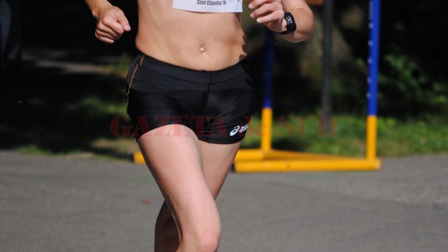Stef Caludia