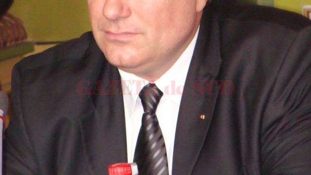 Ion Ruşeţ, director în cadrul Direcţiei Resurse Umane din CEO (Foto: Eugen Măruţă)
