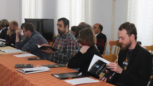 Simpozionul a debutat ieri la Târgu Jiu