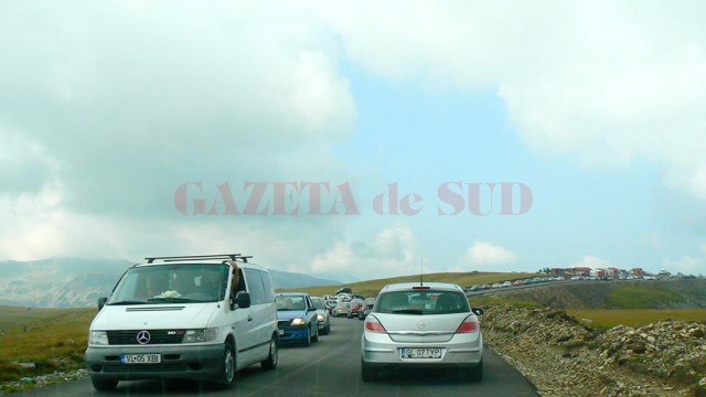 Transalpina este preferata şoferilor pe timp de vară (Foto: Eugen Măruţă)