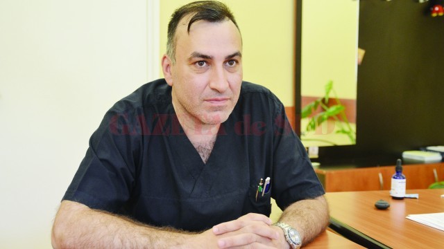 Chirurgul Radu Ene vorbește depre diferențele dintre sistemul de sănătate românesc și cel francez, după ce a lucrat în ambele (Foto: Lucian Anghel)