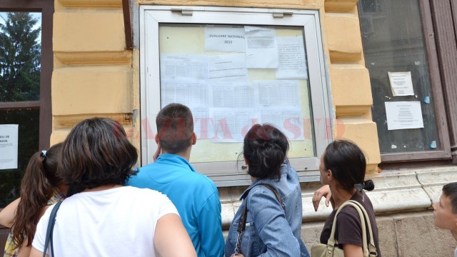 Zece elevi de 10 vor face liceul în Craiova (Foto: GdS)