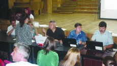 La şedinţele publice, sute de profesori din Dolj au încercat să-şi găsească un loc de muncă