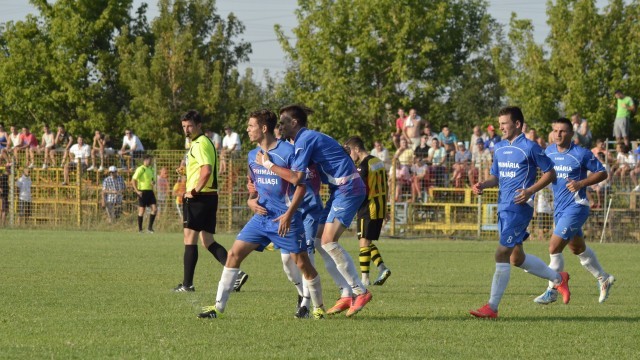 Vlad Georgescu s-a bucurat mult pentru reuşita sa cu CSU II Craiova (foto: Alexandru Vîrtosu)