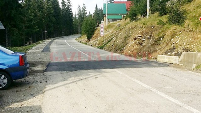 Au fost executate reparaţii la DN 67 C Novaci – Rânca (Foto: Eugen Măruţă)