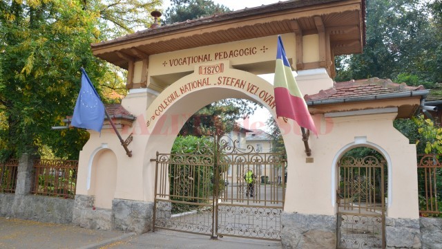 Elevii care vor să se înscrie la învățământul primar într-un liceu pedagogic nu mai trebuie să fie din circumscripția unității de învățământ