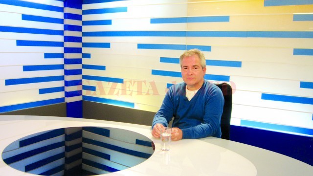 Dr. Alin Stoica a vorbit în cadrul emsiunii „Ora de Sănătate”, difuzată la Alege TV despre activitatea din Clinica de Chirurgie Ortopedie Pediatrică a SJU